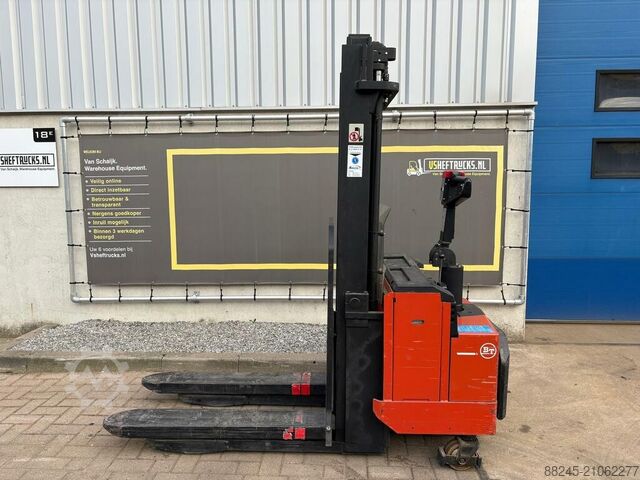 VS-22613 Elektrikli İstifleyici BT Blok Paletler 2900mm BT LSV 1600/2