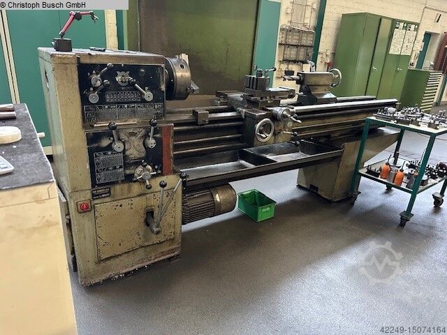 Draaibank-conventioneel-elektronisch VĂ–EST A 1600