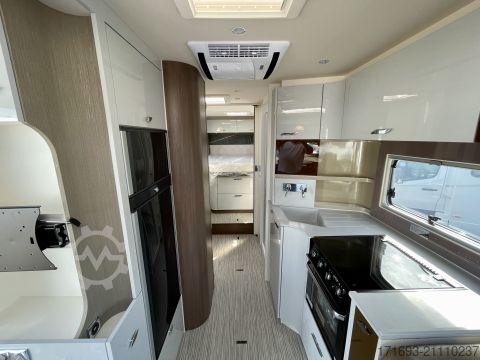 Integraal camper Bürstner Elegance I 920 G NP.235596Euro/Luft