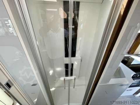 Integraal camper Bürstner Elegance I 920 G NP.235596Euro/Luft