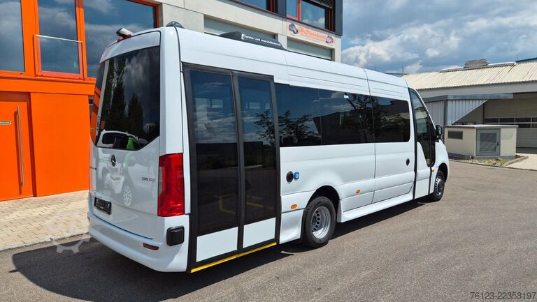 Minibus MERCEDES-BENZ Sprinter 517 Heckniederflur Vorlauffahrzeug