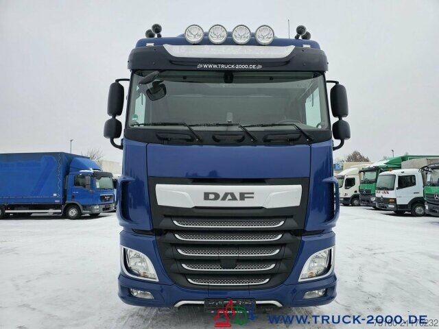 Standard trækkerunit DAF XF 450 FT Space Cab Großer Tank Deutscher LKW