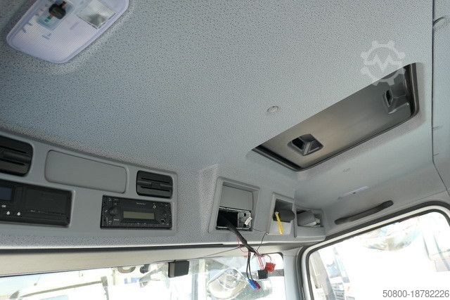 Driezijdige kipper bestelwagen MERCEDES-BENZ 818 K Atego 4x2, Meiller, 19tkm, 2x AHK, Klima