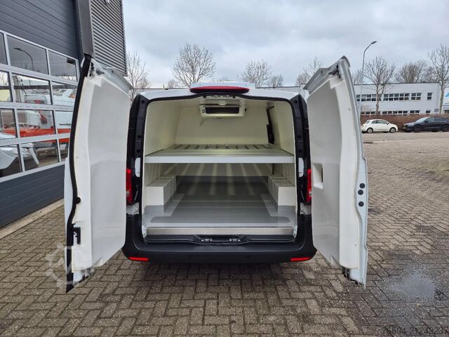 Refrigerated/freezer transport (delivery van) Mercedes-Benz Vito 114 CDI L2 Koelwagen Zanotti +20C/-20C st ...