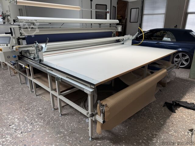 Mașină de tăiat textile Bullmer Compact E200