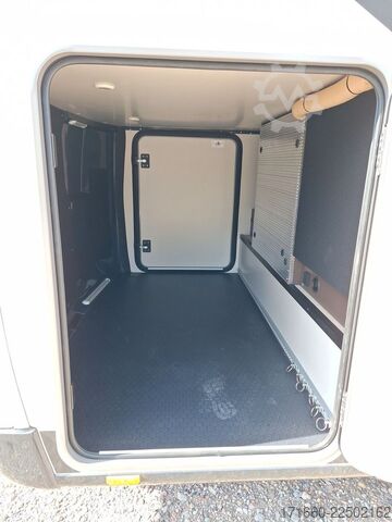 Half-integraal camper BÜRSTNER Signature SFT 7.0