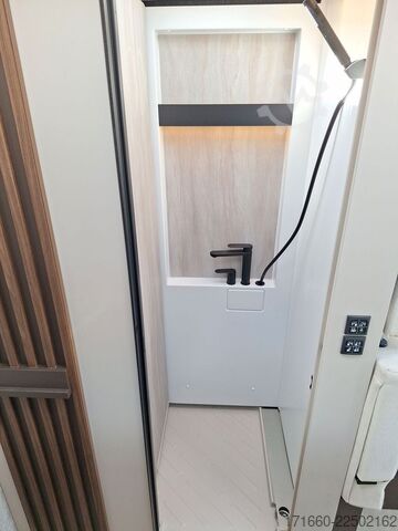 Half-integraal camper BÜRSTNER Signature SFT 7.0