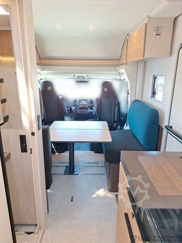 Half-integraal camper BÜRSTNER Signature SFT 7.1 ** Automatik **