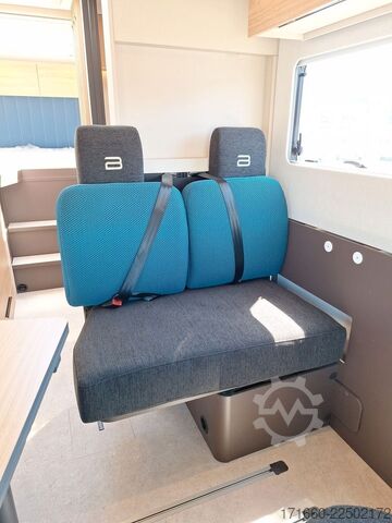 Half-integraal camper BÜRSTNER Signature SFT 7.1 ** Automatik **