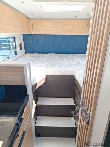 Half-integraal camper BÜRSTNER Signature SFT 7.1 ** Automatik **