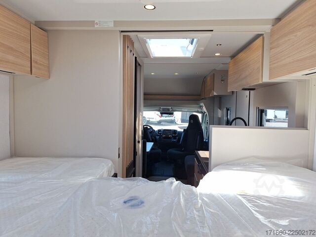 Half-integraal camper BÜRSTNER Signature SFT 7.1 ** Automatik **