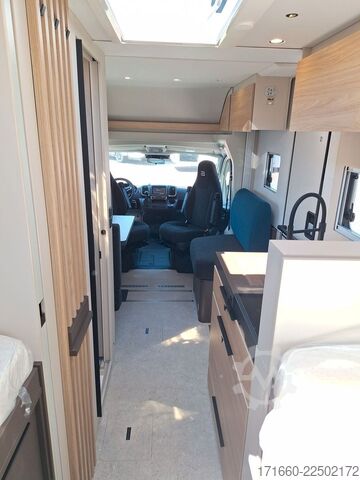 Half-integraal camper BÜRSTNER Signature SFT 7.1 ** Automatik **
