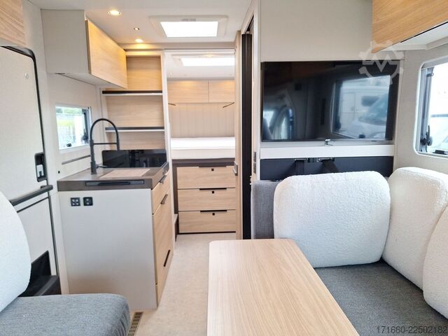 Half-integraal camper BÜRSTNER Signature SFT 7.5 AHK, Combi 6 E, SAT+TV,MARKISE