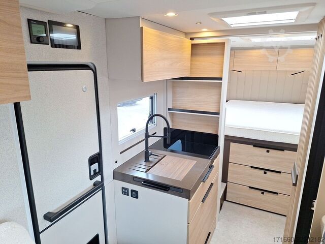 Half-integraal camper BÜRSTNER Signature SFT 7.5 AHK, Combi 6 E, SAT+TV,MARKISE