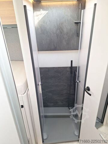 Half-integraal camper HYMER/ERIBA B-Klasse MC T 680 SAT|TV|KLIMA|NAVI|RFK