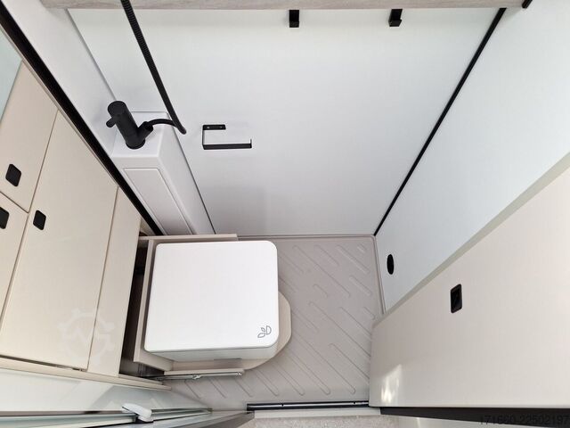 Camper van BÜRSTNER Papillon PC 6.0