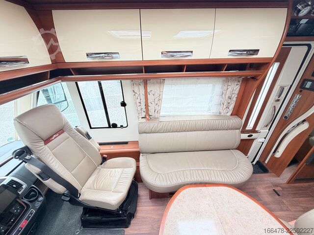 Integraal camper CARTHAGO Chic E-Line I 64 XL QB *Queensbett-1.Hand*