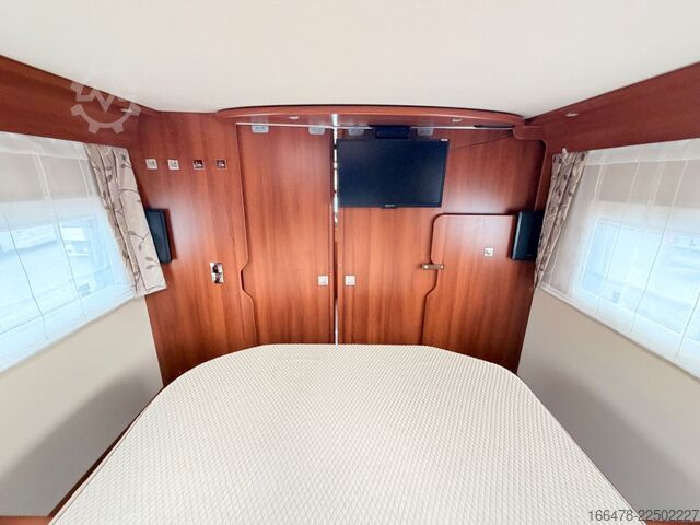 Integraal camper CARTHAGO Chic E-Line I 64 XL QB *Queensbett-1.Hand*