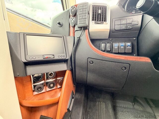 Integraal camper CARTHAGO Chic E-Line I 64 XL QB *Queensbett-1.Hand*
