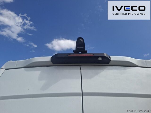 Bestelwagen met verhoogd dak IVECO Daily 35S14V / RS 4100 / Klima / Bluetooth