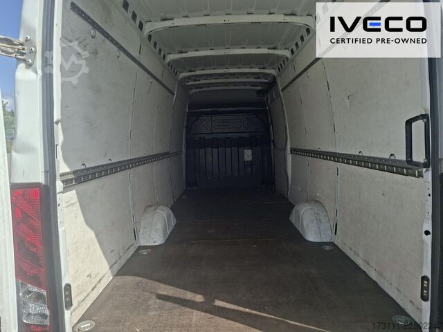Bestelwagen met verhoogd dak IVECO Daily 35S14V / RS 4100 / Klima / Bluetooth