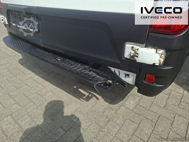 Bestelwagen met verhoogd dak IVECO Daily 35S14V / RS 4100 / Klima / Bluetooth