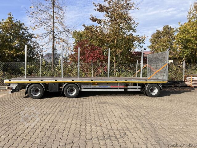Open aanhangwagen Möslein T 3 Plato 9 m  3 Achs Jumbo- Plato- Anhänger 9 m, Mega