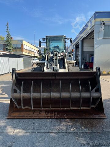 Utovarivač Komatsu WA250 WA250-6 Radlader*Klima*Hochschaufel*Recyc...