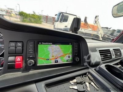 Transporter mit Kipper MAN TG-L 8.190.4x2 BL 2-Achs Kipper Kran Hiab 078