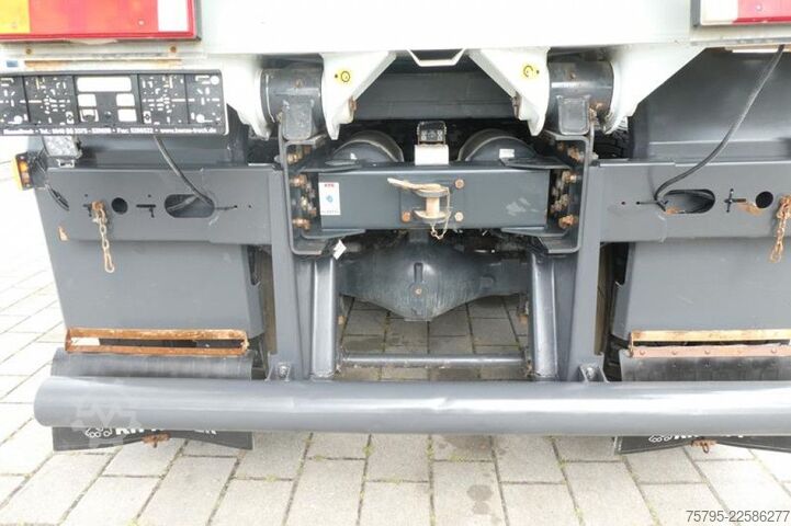 Kipper LKW IVECO HD9 86.50-90 4 Achs Muldenkipper schwere Straßen