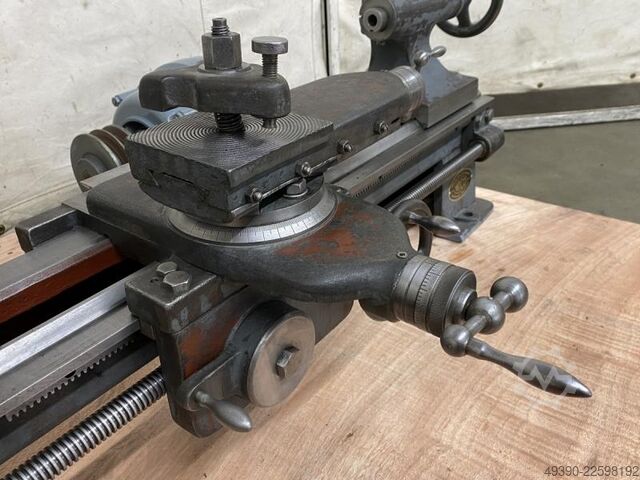 Antique mechanic's lathe, classic vehicle for exhibition, precision lathe, engine lathe, O EKS - WICO Kassel 
