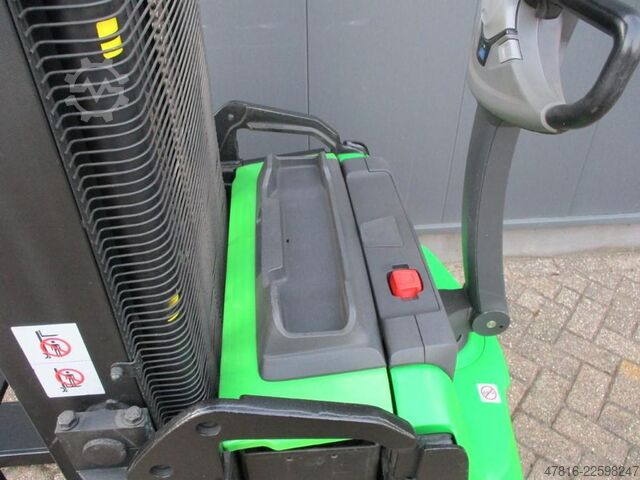 High lifting pallet truck CESAB S215