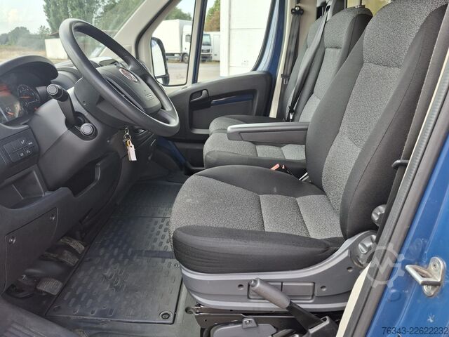 Caixa de 20 m³ com plataforma elevatória FIAT DUCATO 35 MAXI 2.3 MJT 130 - E6