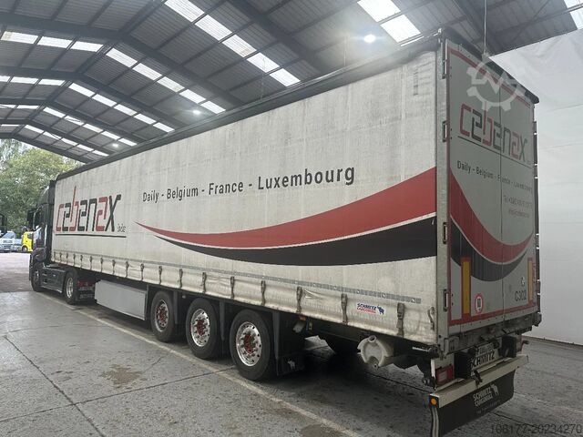 Posuvné plachty Schmitz Cargobull SCB*S3T  / LIFTACHSE/ COIL- COILMULDE - FOSSE à...