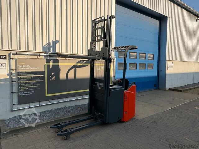 VS-22569 Empilhador elétrico com plataforma para operador Linde D14SP LINDE D14SP