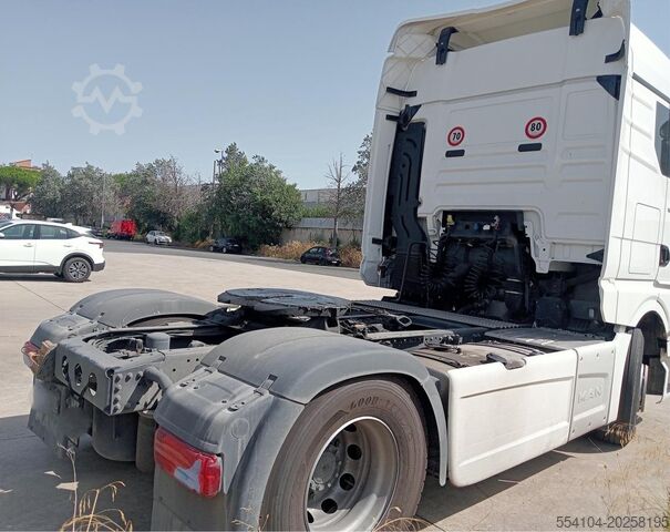 Standart yol çekici MAN TGX 18.480