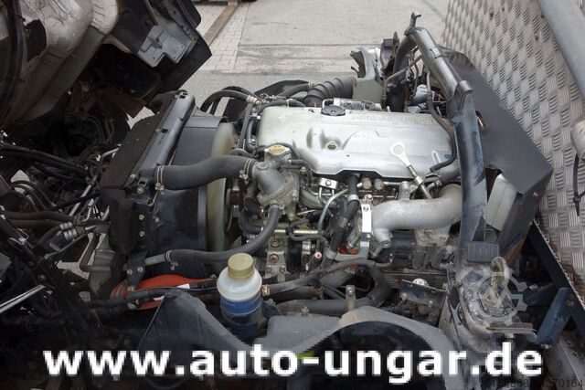 Wegwerker Mercedes-Benz Mitsubishi Fuso Canter 7C15 mit Brock SL 140/2 Kehrmaschine Euro 4