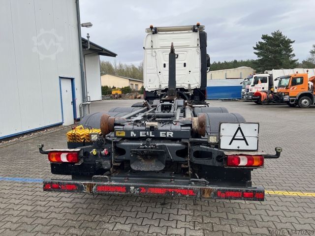 Haakarm vrachtwagen MERCEDES-BENZ 2543 L 6x2/4 Meiller Lenkachse Kamera Standklima
