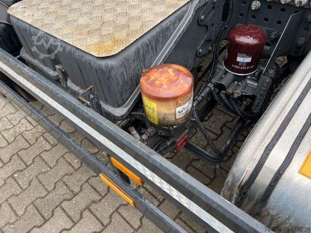 Haakarm vrachtwagen MERCEDES-BENZ 2543 L 6x2/4 Meiller Lenkachse Kamera Standklima