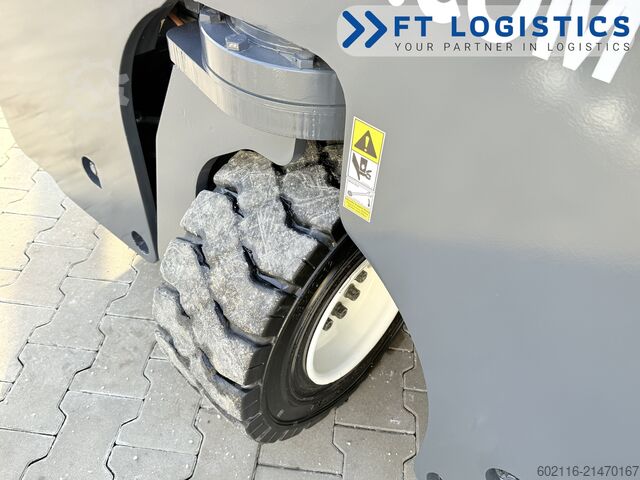 Carrello elevatore a 4 direzioni Combilift C3000 GAS DUPLEX PLATFORM 1500 FREE LIFT