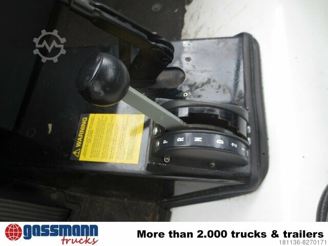 Aangepaste bestelwagen Tiger TC 50, Zugmaschine