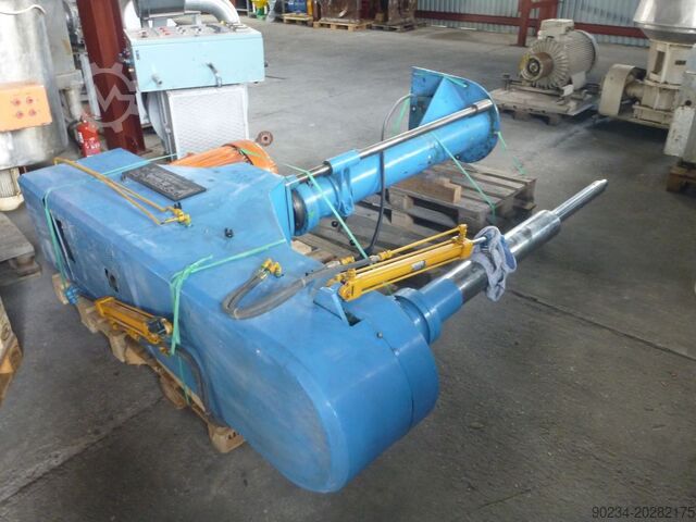 Disolvedor de 40 kW Oliver & Battle para trabajo al vacío con cuba de mezcla de 500 l Oliver & Batlle Dispermix 50