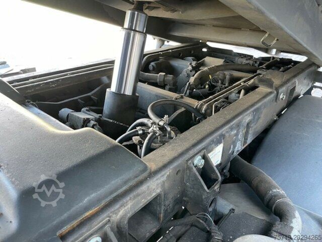 Furgón volquete Multicar Tremo X56 Allrad Geräteträger