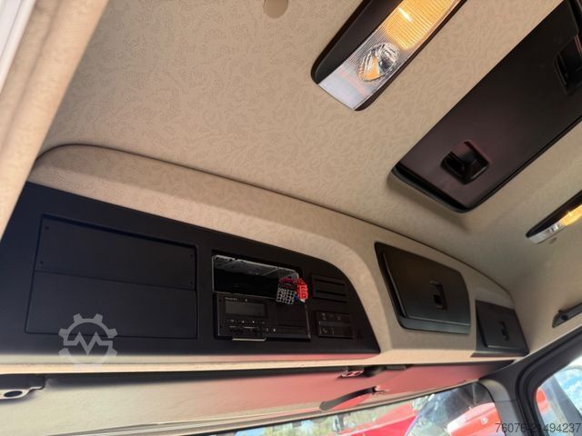 Standaard trekker MERCEDES-BENZ MB 1845 LS Retarder 68 t Ausführung erst 76 Tkm