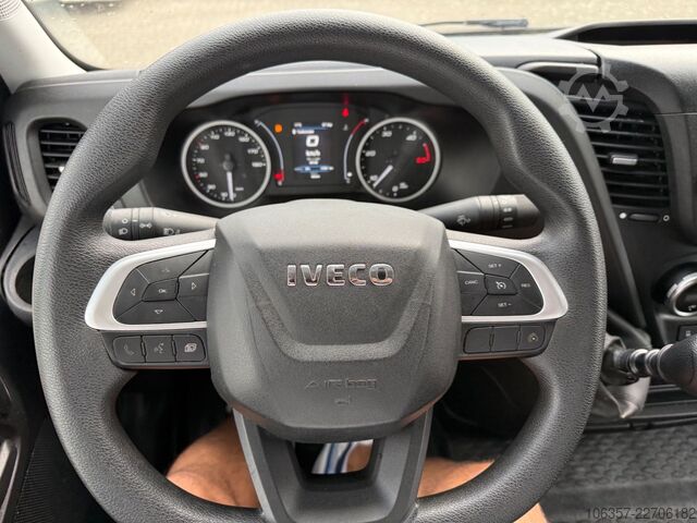 Furgon skrzyniowy IVECO Daily 35C16 3,0L Koffer LBW 750kg Euro6E Seitent