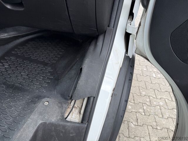 Furgon skrzyniowy IVECO Daily 35C16 3,0L Koffer LBW 750kg Euro6E Seitent