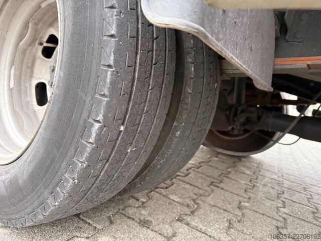 Furgon skrzyniowy IVECO Daily 35C16 3,0L Koffer LBW 750kg Euro6E Seitent