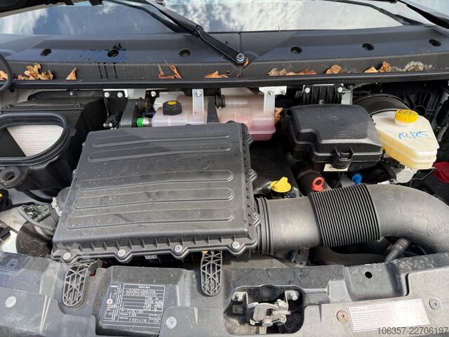 Furgon skrzyniowy IVECO Daily 70C18A8,Hi-Matic,Klima,AHK,LBW.1000