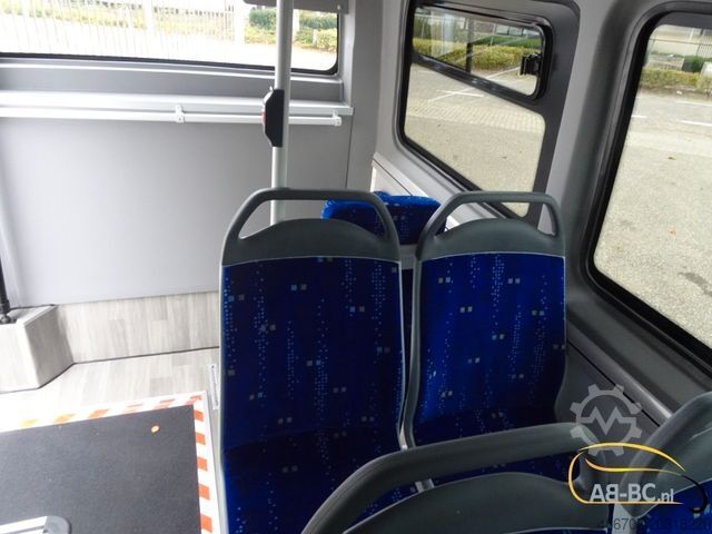 Autocar interurbain MERCEDES-BENZ eSprinter 14 Sitze Electric Range: 300 km