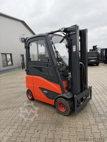 Elektrický 4kolový vysokozdvižný vozík Linde E18PH-02